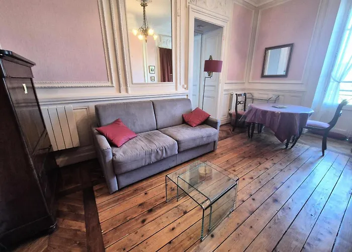 Le Splendide - Dans Ancien Palace A Proximite Des Thermes Chevalley, Magnifique Vue Sur Et Lac, Au Calme ! Mae-7614